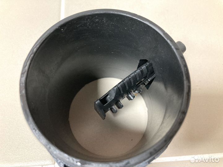 Датчик расхода воздуха Ssang Yong 6710940048