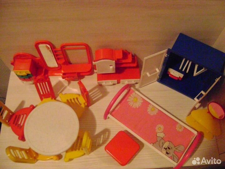 Мебель игрушечная