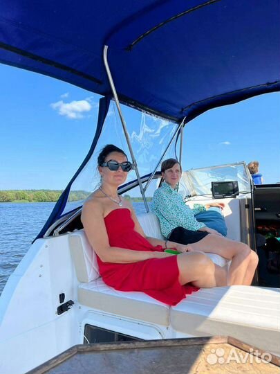 Прогулка на катере по Московским морям, аренда