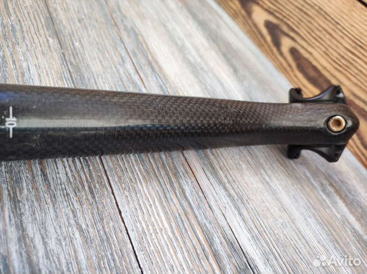 Карбоновый подседельный штырь 31.6