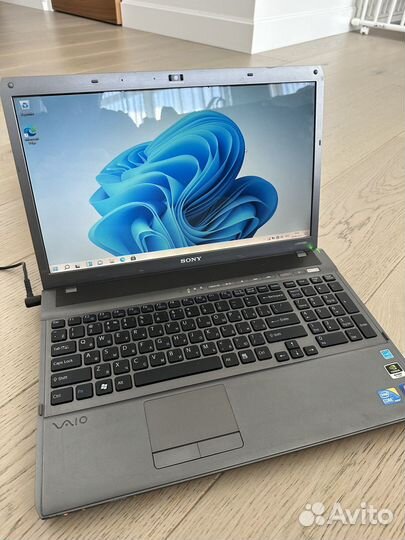 Ноутбук Sony Vaio i5