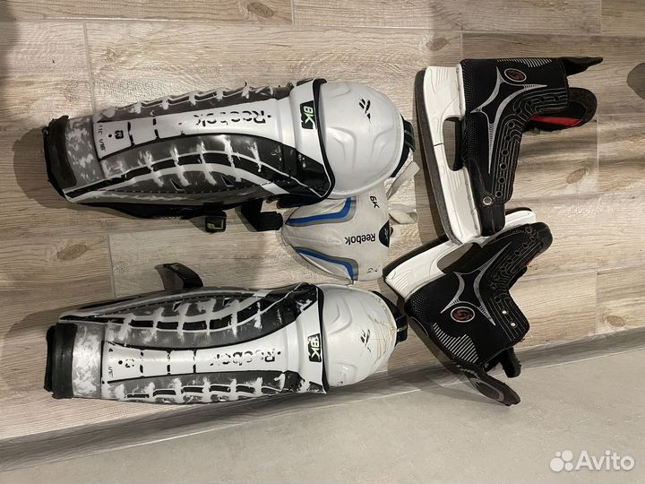 Щитки хоккейные, ракушка, коньки