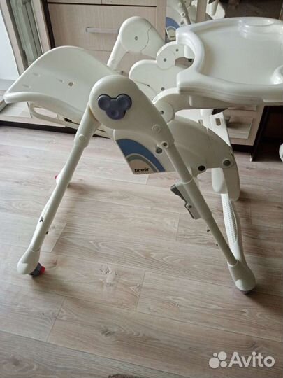 Детский стульчик для кормления
