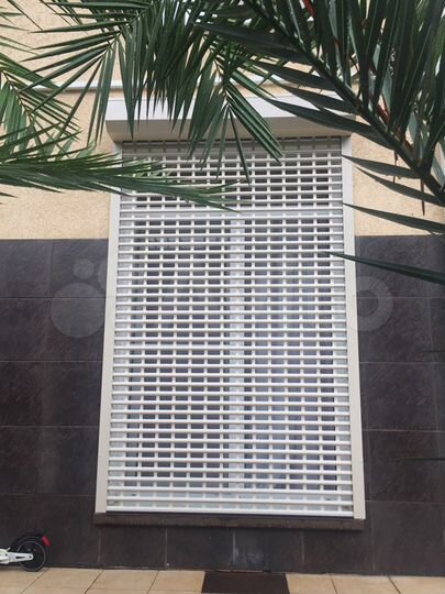 4-к. квартира, 132 м², 1/4 эт.