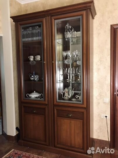 Буфеты и серванты