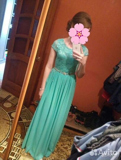 Вечернее платье