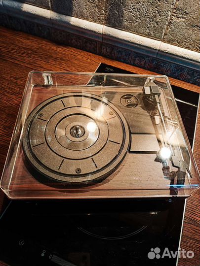 Проигрыватель винила