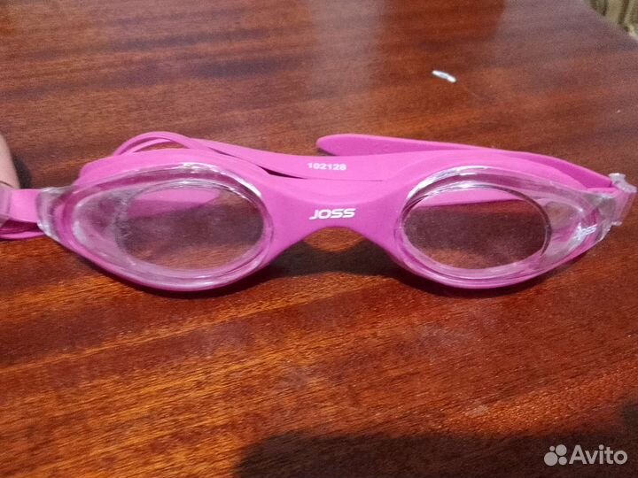 Очки для плавания