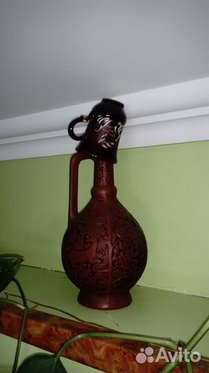 Глиняный кувшин
