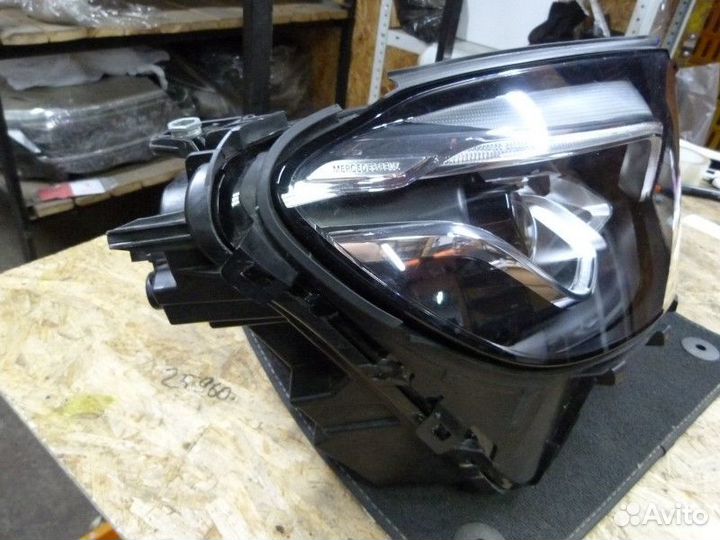 Фара правая Mercedes Benz GLC-Class X253 2015 (A2539069400)