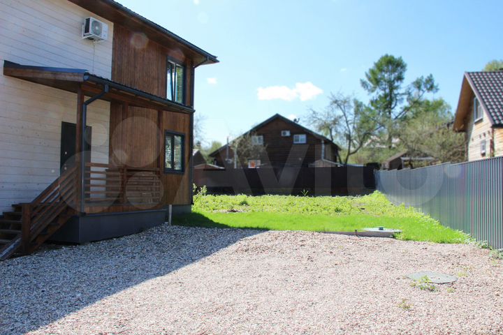 Дом 140 м² на участке 7 сот.