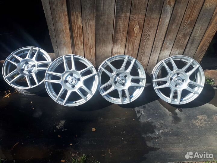 Диски литые r15