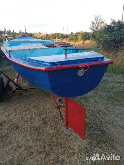 Моторная лодка