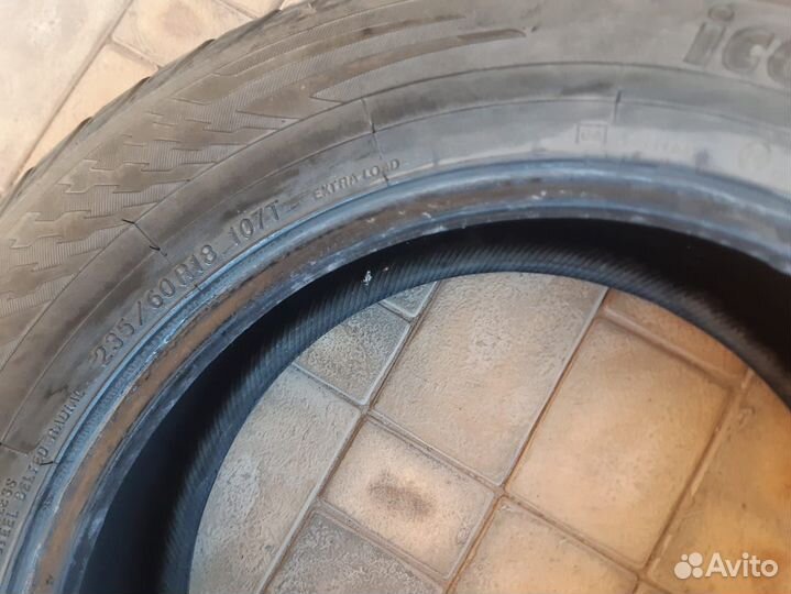 Yokohama Ice Guard IG50 235/60 R18