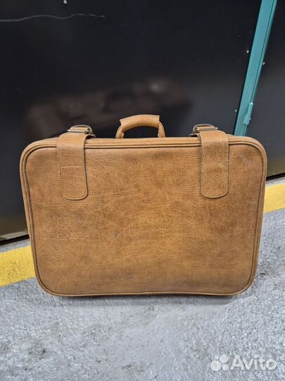 Чемодан советский