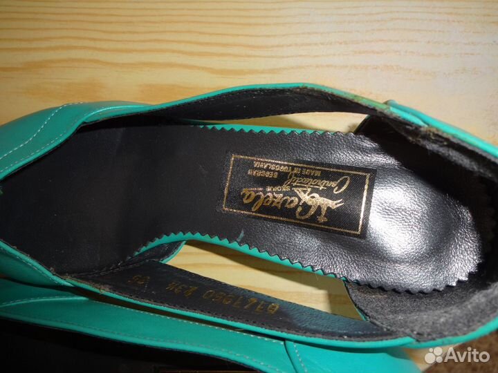 Югославские женские туфли