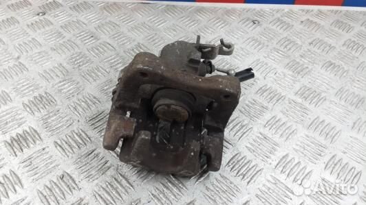 Суппорт тормозной задний правый volkswagen golf 5