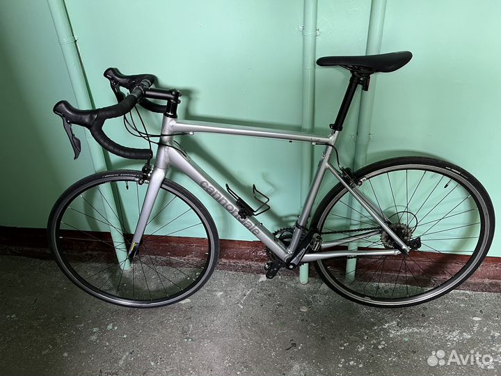 Шоссейный велосипед cannondale
