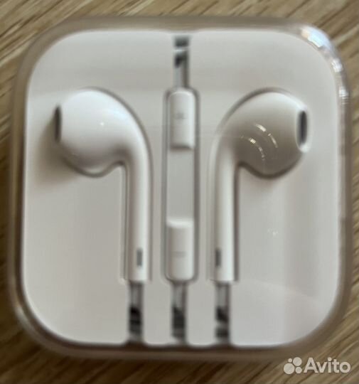 Новые проводные наушники airpods apple