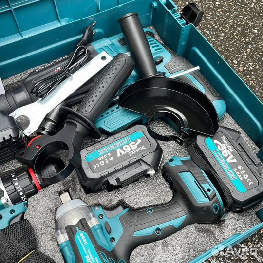 Аккумуляторный набор makita 4 в 1