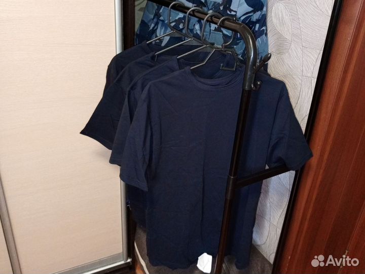 Футболка темно синяя сотрудника уис