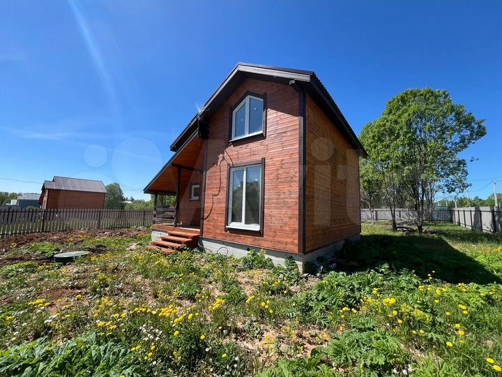 Дом 105 м² на участке 7 сот.