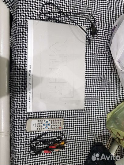 Dvd плеер vitek б.у. с караоке