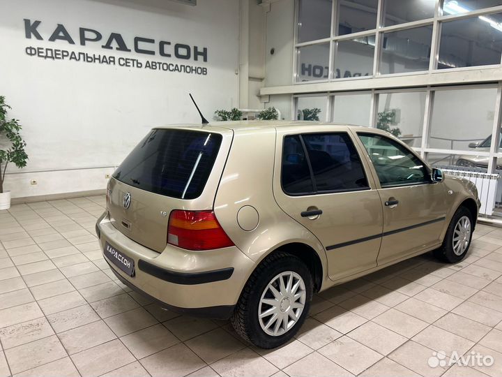 Volkswagen Golf 1.6 МТ, 2001, 210 000 км