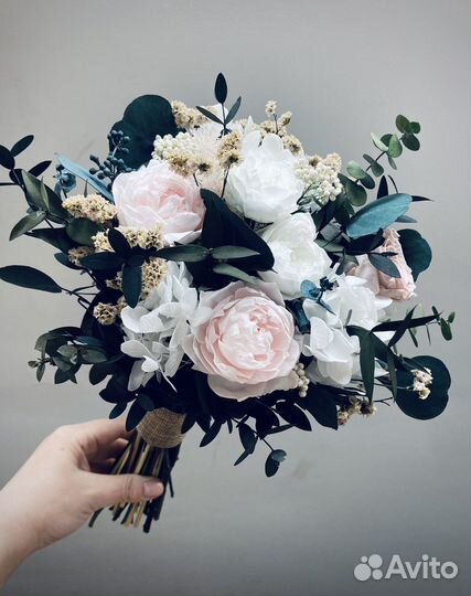 Букеты невесты из стабилизированных цветов