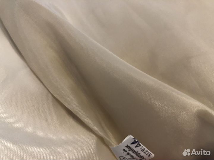 Пиджак женский бежевый 42 44