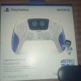 Dualsence Astro bot limited edition