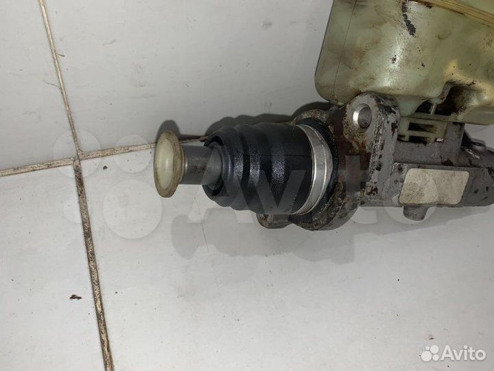 Главный тормозной цилиндр Chrysler Sebring