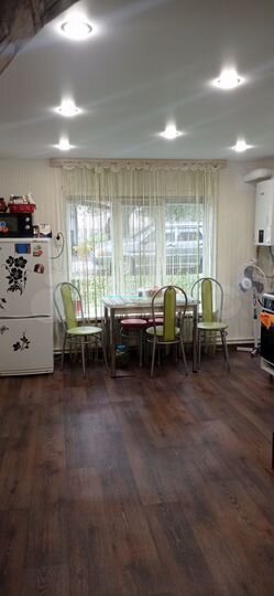2-к. квартира, 56,1 м², 1/2 эт.