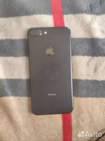 Телефон iPhone 7 plus