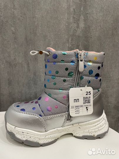 Дутики для девочки новые