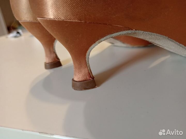 Туфли для бальных танцев