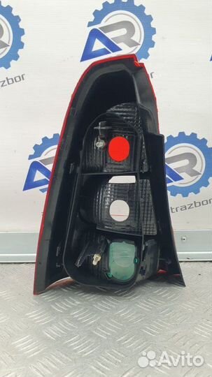 Фонарь задний правый Renault Logan 1 2012