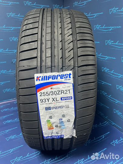 Kinforest KF-550 255/30 R21 93Y