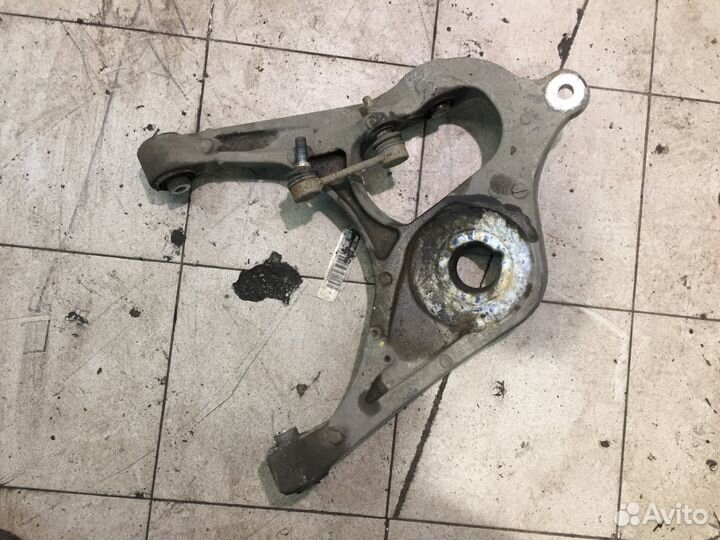 Рычаг задний нижний Мерседес ML GL GLE GLS 166