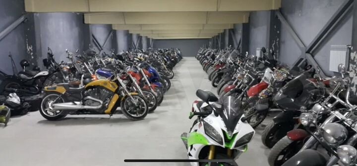 Машиноместо, 10 м²