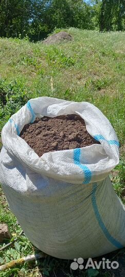 Перегной сыпец,чернозем без комьев в мешках 5т,15т