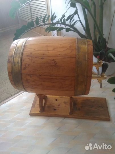 Бочка дубовая декоративная