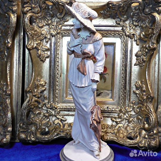 Ванесса.Royal Doulton.Фарфор.Англия.Статуэтка