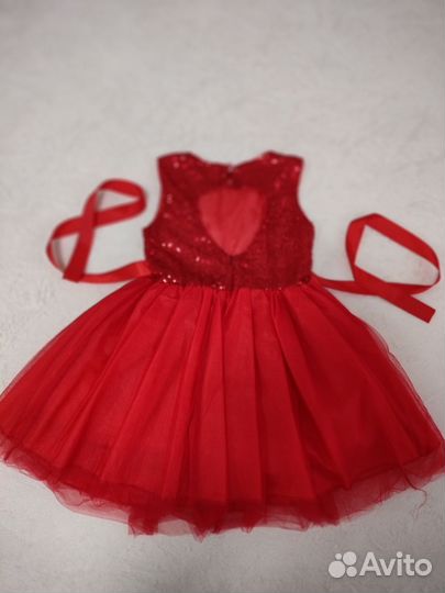 Платье р. 104 нарядное пышное праздничное