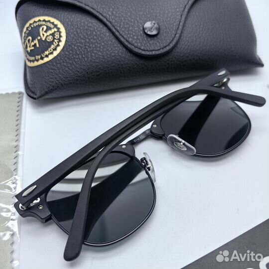 Солнцезащитные очки Ray Ban 3016 Clubmaster
