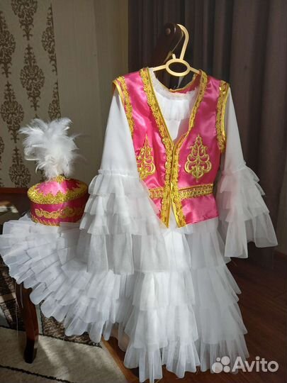 Казахские костюмы на девочек