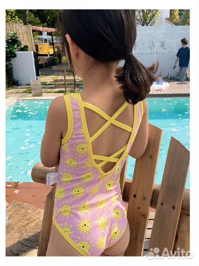 Купальник детский для девочек с шапочкой