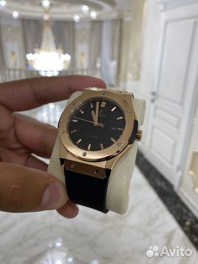 Часы hublot