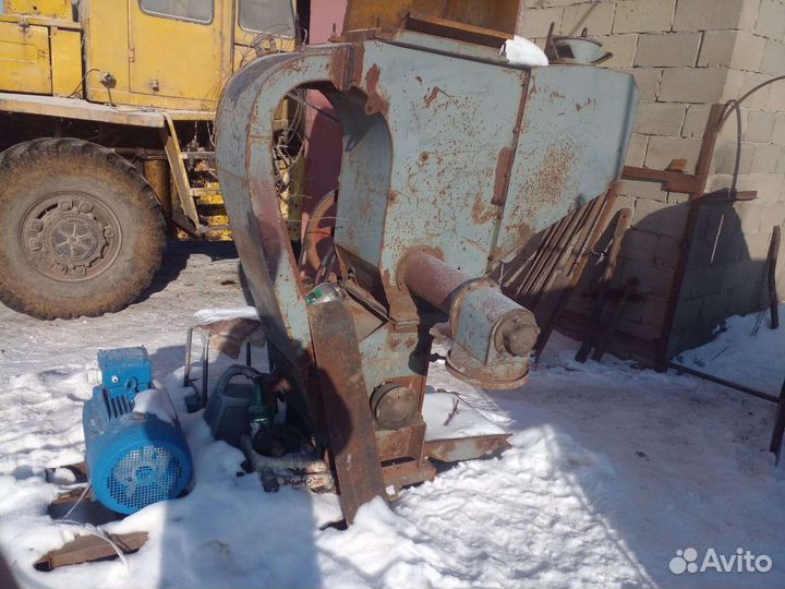 Продаётся дробилка без решётная 18,5квт,3000об