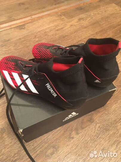 Бутсы adidas predator